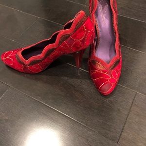 Poetic License Red Velvet Shoes.  9W.  Like New